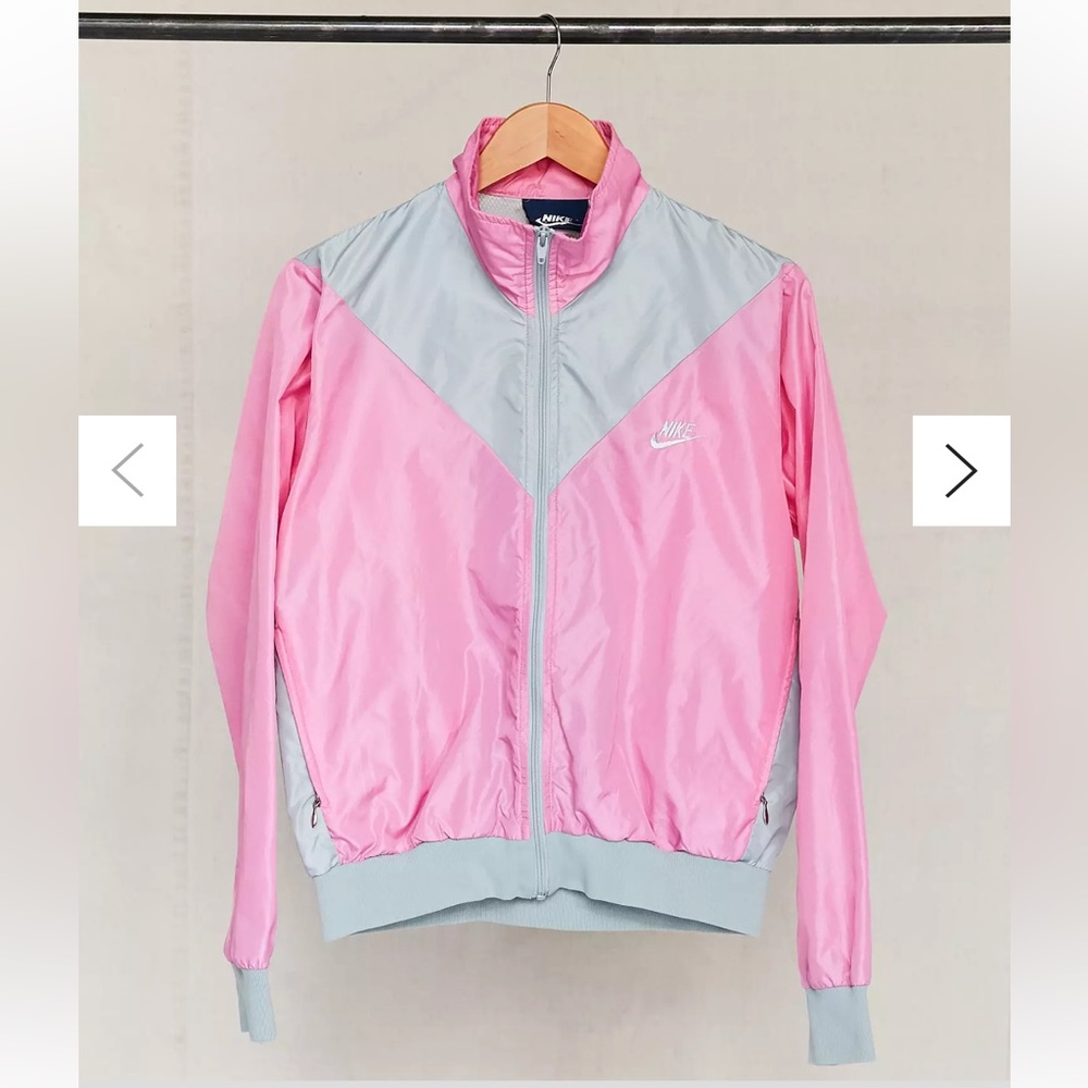 Women’s Vintage 1980’s Nike Pastel Windbreaker RARE